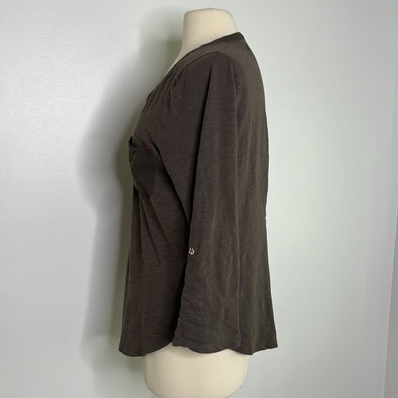 Anthropologie Gray Postmark Roll-tab Long Sleeve Tee Shirt, size large - Picture 3 of 11